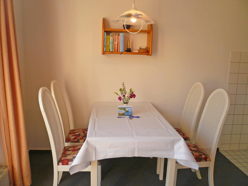 Haus Seeschwalbe Ferienwohnungen Goehren  Rum bild